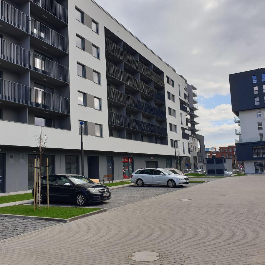 Q Apart Coral - Studio, Manufaktura, Parking Gratis, Tv Max, Fv, Gwarancja Zadowolenia Apartman Łódź Kültér fotó